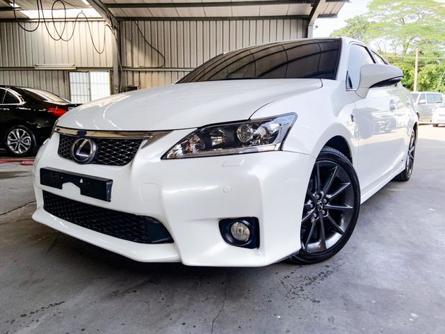 LEXUS CT200H  第1張相片