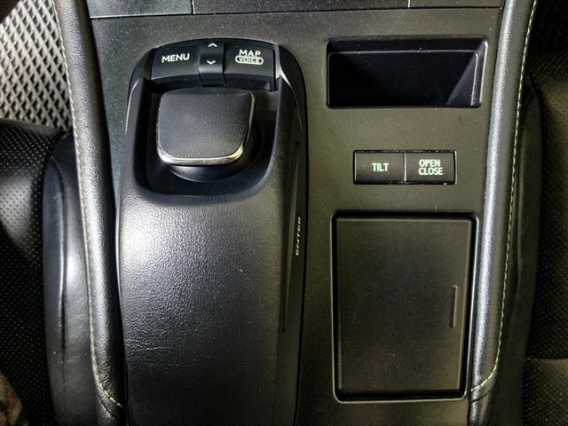 LEXUS CT200H  第15張相片