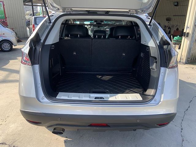 LUXGEN U6  第22張相片