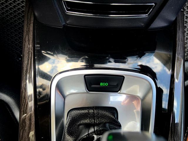 電動椅 後座雙螢幕 實車實價  第20張相片