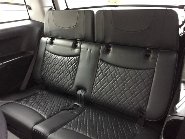 CP值超高 7人座休旅車  第7張相片