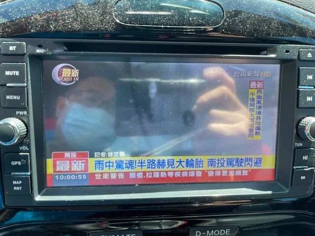 小休旅 導航 渦輪 加熱椅 現在打五折賣  第11張相片