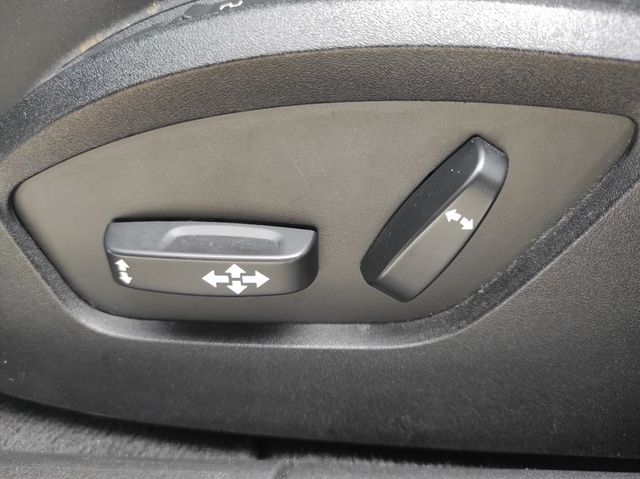 ACC自動跟車 全景天窗 導航 自動停車  第20張相片