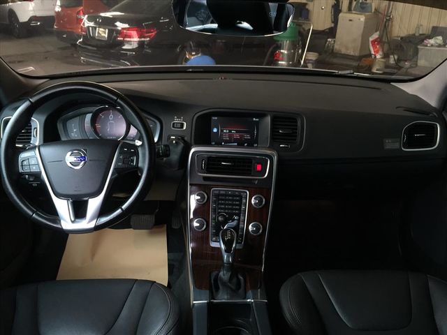 柴油旅行車 V60 D4  第9張相片