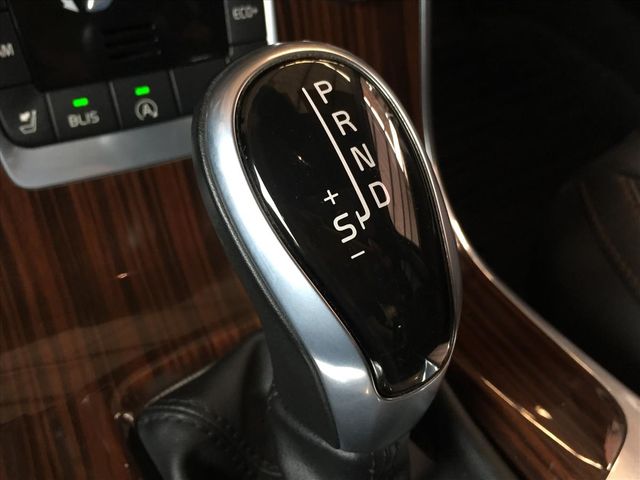 柴油旅行車 V60 D4  第19張相片