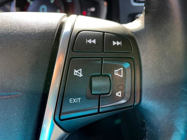 VOLVO V60  第10張相片