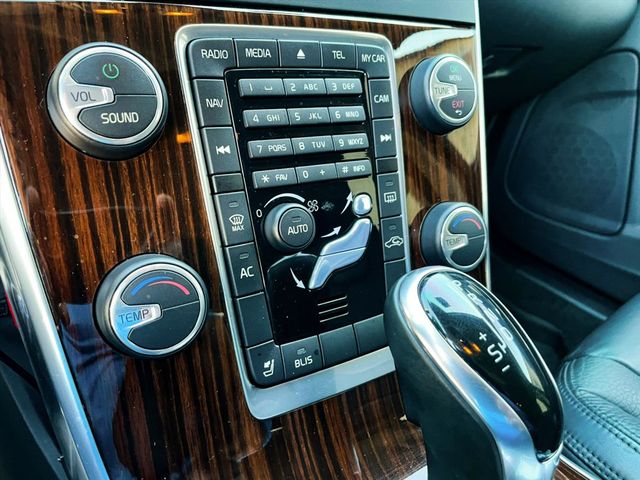 VOLVO V60  第13張相片