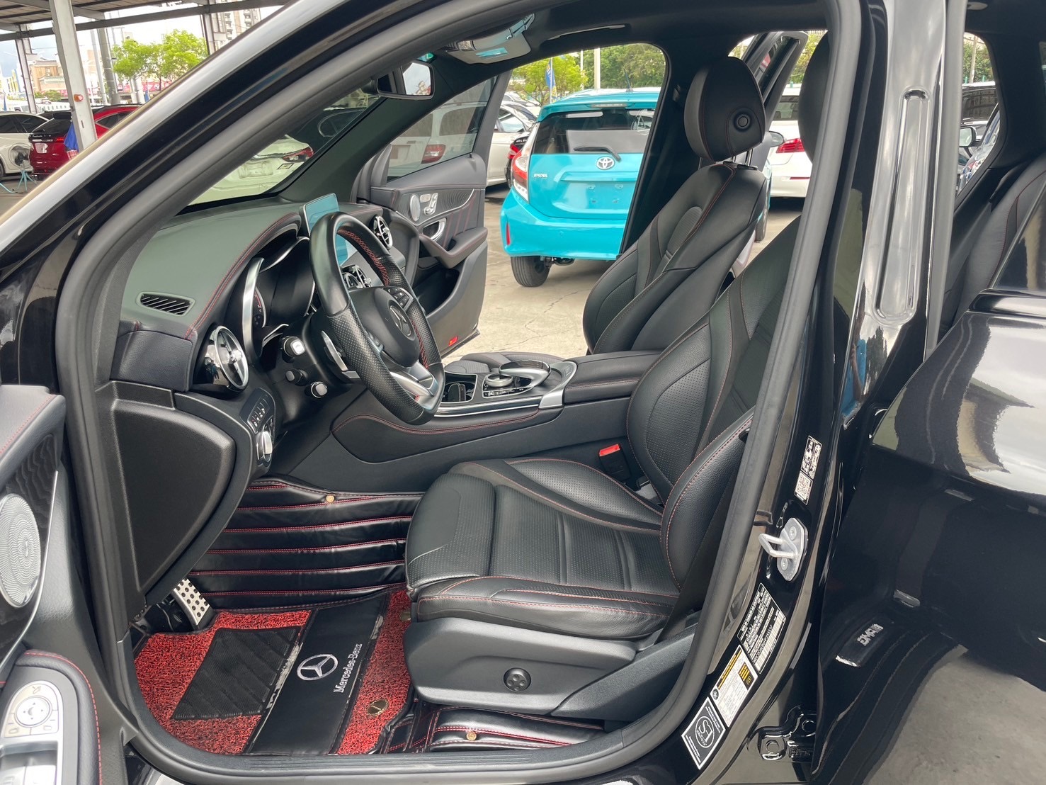2017年 GLC43 4MATIC 氣壓懸吊 環景 23P  第5張相片