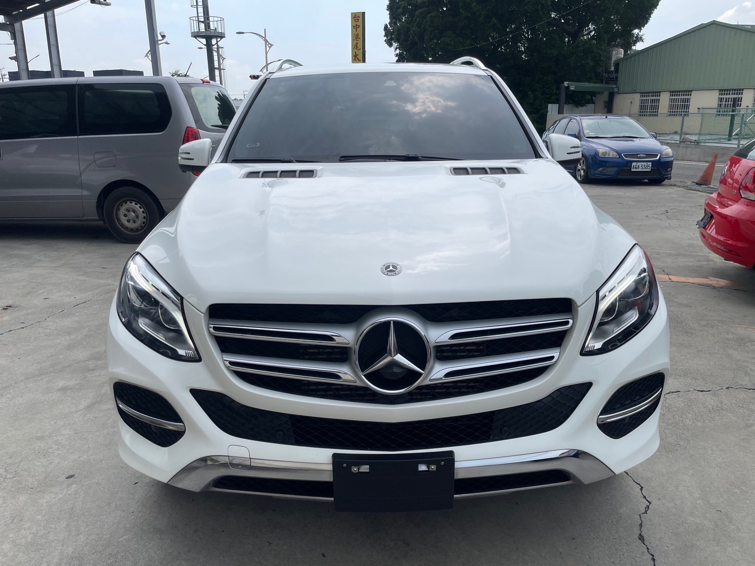 GLE250D 柴油 摸門 環景 電尾門   第1張相片