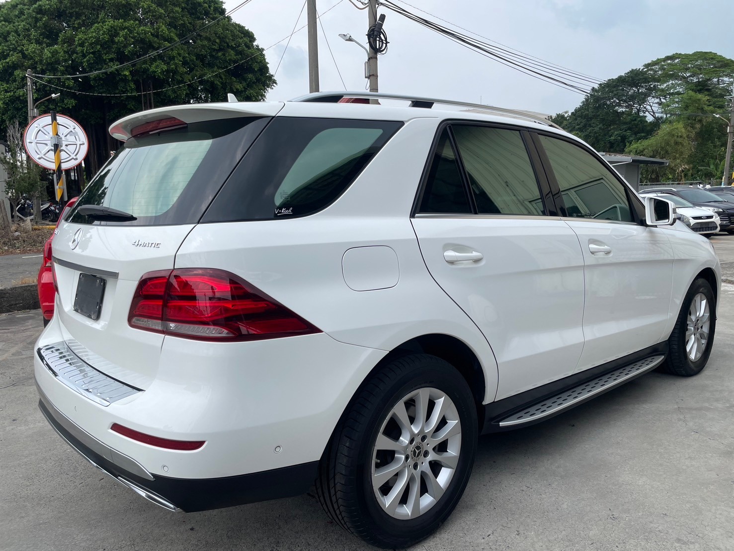 GLE250D 柴油 摸門 環景 電尾門   第3張相片