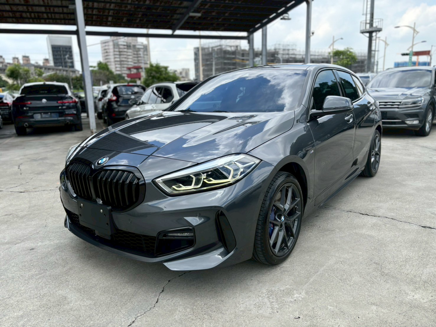 2022年式 實跑1.5萬 M版加持超帥  第4張相片