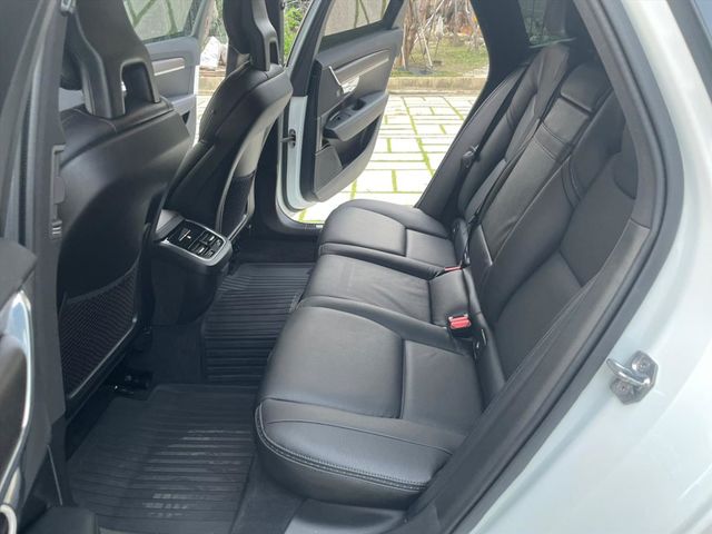 V90 T6CC 320P馬力 半自駕  第12張相片