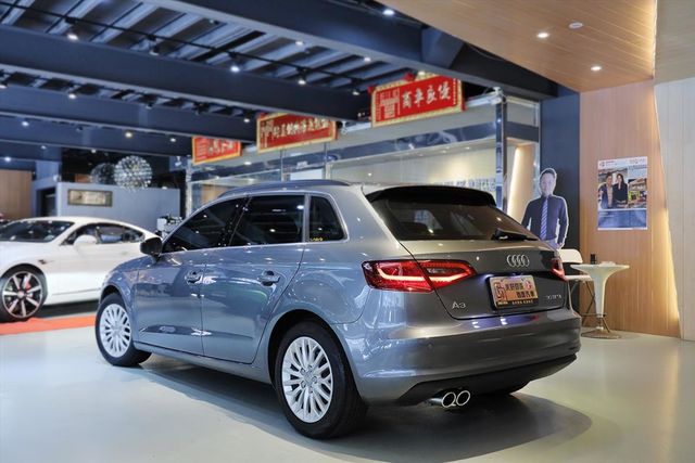 15年式Audi A3 全原廠保養 中文  第7張相片