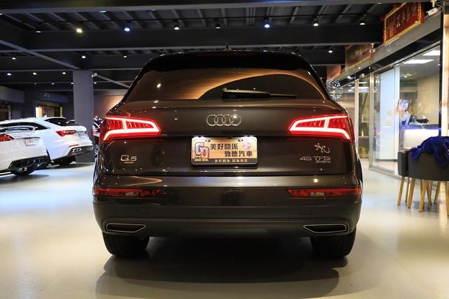 Audi Q5 2018款  第15張相片