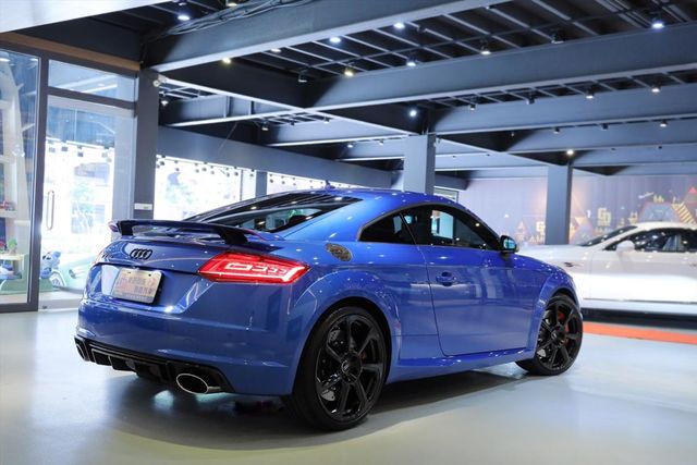 美好關係 17年 Audi TT RS  第6張相片