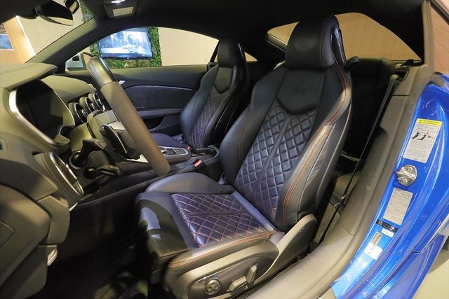美好關係 17年 Audi TT RS  第14張相片