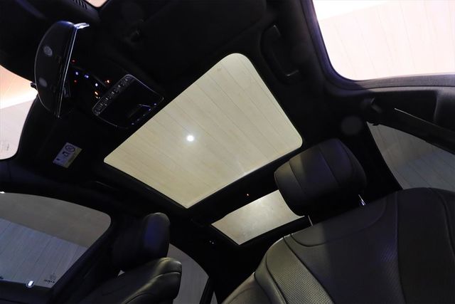 賓士 S-Class Sedan 3.0  第17張相片