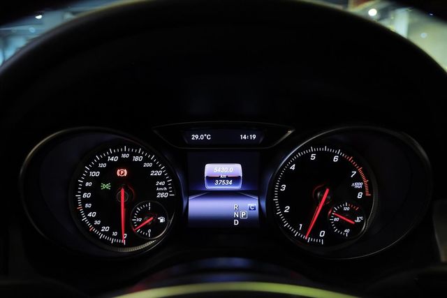 美好關係 17年式 CLA250 AMG  第14張相片
