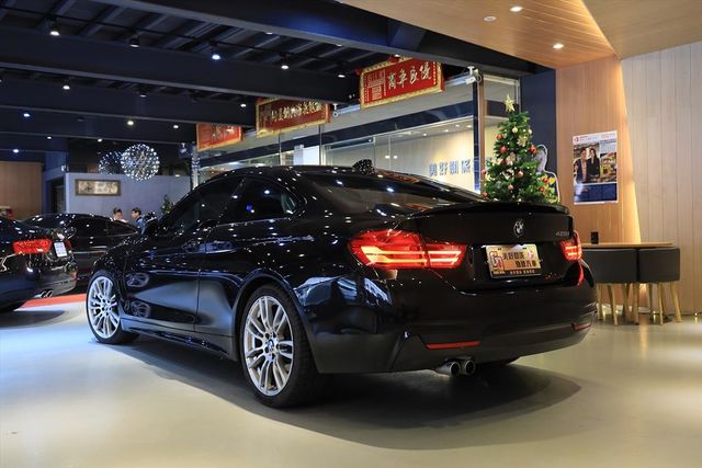 寶馬 428 Series Coupe  第12張相片