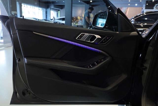 美好關係 21年式 BMW 218i  第10張相片
