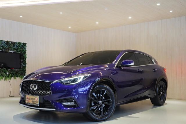 美好關係17年Infiniti Q30  第1張相片