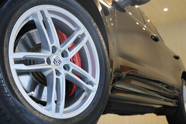 15年式 Macan turbo  第6張相片