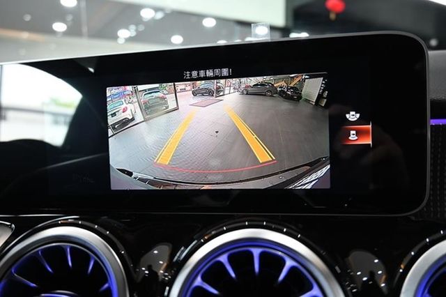 豐駿汽車2020全新GLB250  第16張相片