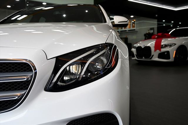 BENZ E300  第6張相片