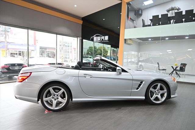 BENZ SL400  第7張相片
