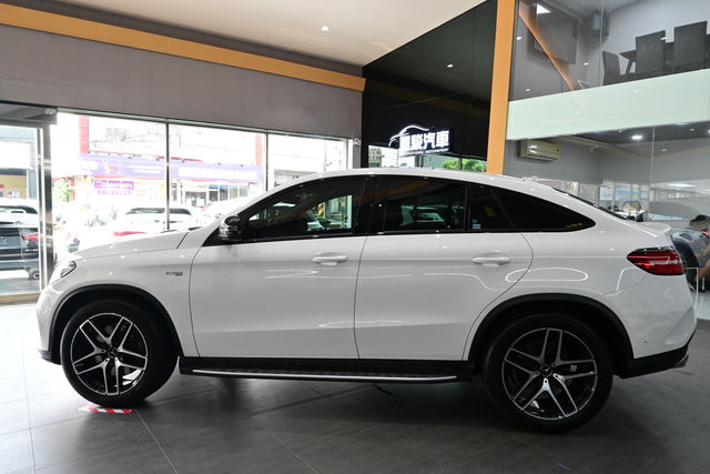 BENZ GLE43  第3張相片