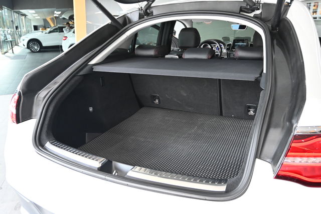 BENZ GLE43  第11張相片