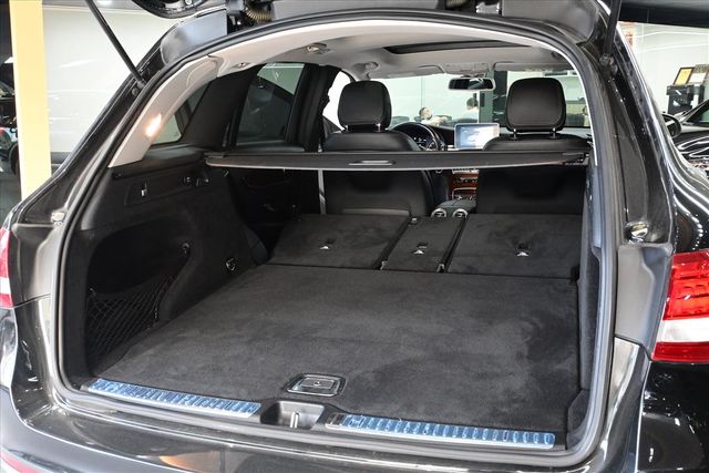 BENZ GLC300  第12張相片