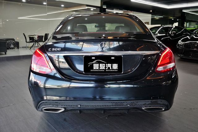 C300 AMG 車況好 價格優  第13張相片