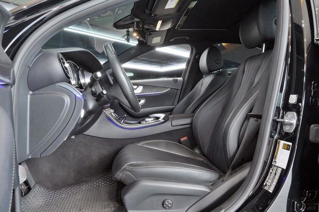 E300 AMG 柏林之音 大螢幕  第13張相片