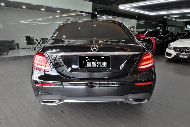 E300 AMG 柏林之音 大螢幕  第17張相片