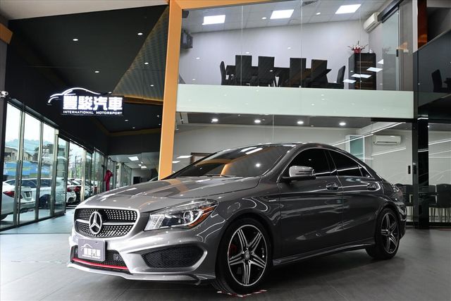 BENZ CLA250  第1張相片
