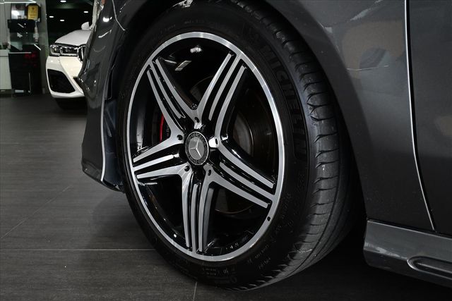 BENZ CLA250  第20張相片
