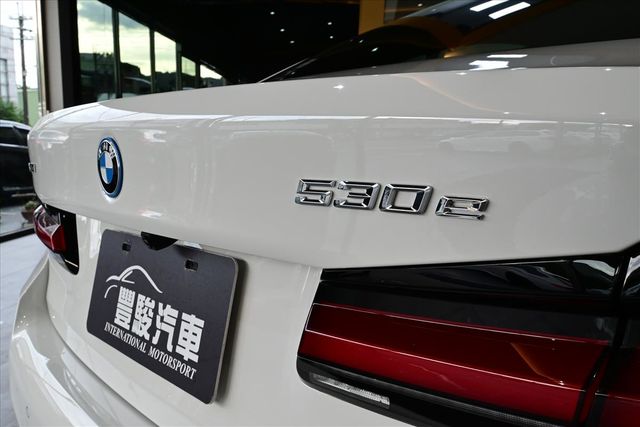 BMW 530  第7張相片
