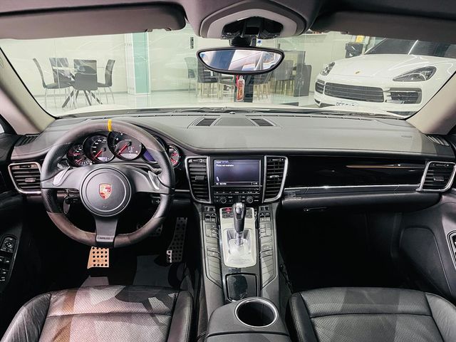 豐駿國際三峽 Panamera 3.6  第13張相片