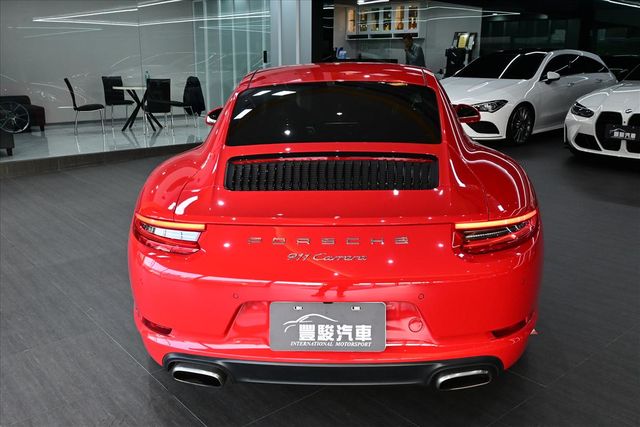 PORSCHE 911  第5張相片