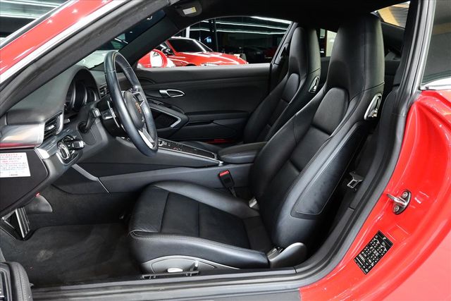 PORSCHE 911  第13張相片