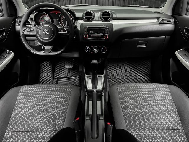 恆躍 2018年 GLX 汽油 原鈑件  第8張相片