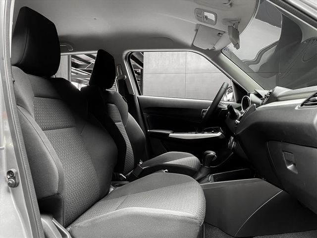 恆躍 2018年 GLX 汽油 原鈑件  第17張相片