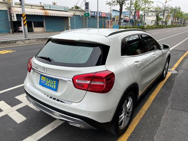 GLA200 1.6  總代理  第2張相片