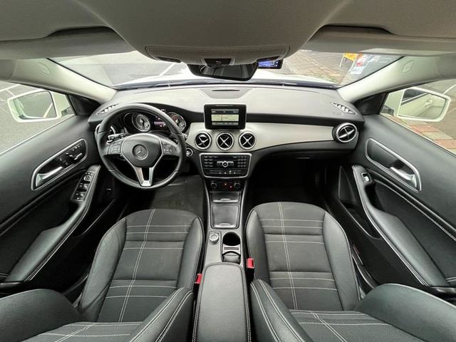 GLA200 1.6  總代理  第7張相片