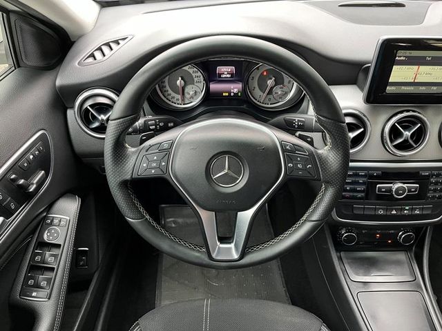 GLA200 1.6  總代理  第8張相片