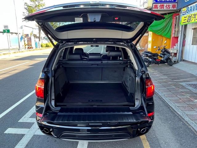 總代理 X5 35i 跑 6.8萬  第6張相片