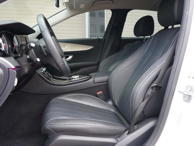 BENZ E200  第6張相片
