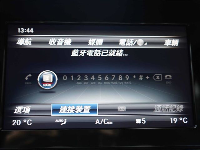 BENZ E200  第14張相片