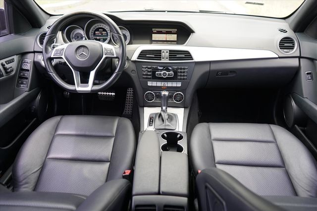 BENZ C250  第17張相片